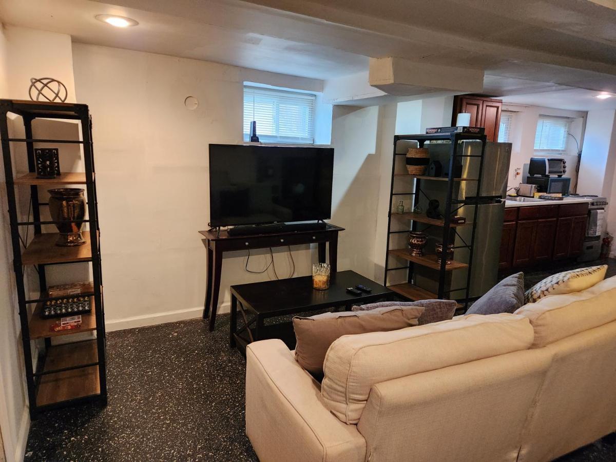 Cozy Studio; Lower Level Unit Νέα Υόρκη Εξωτερικό φωτογραφία